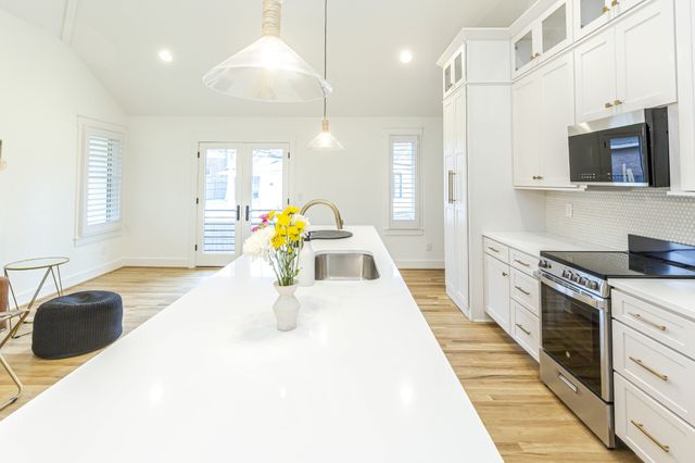 2213B Belmont Blvd, Nashville, TN 37212