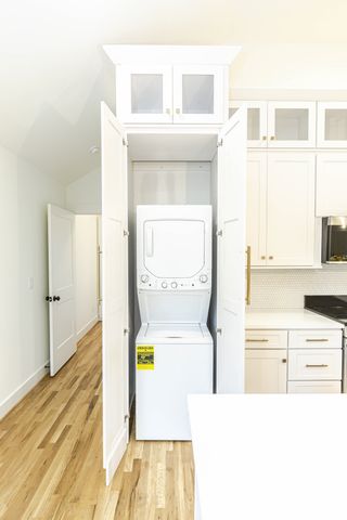 2213B Belmont Blvd, Nashville, TN 37212