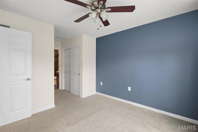 9933 Linn Avenue, St Louis, MO 63125