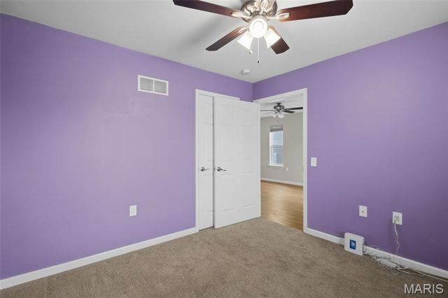 9933 Linn Avenue, St Louis, MO 63125