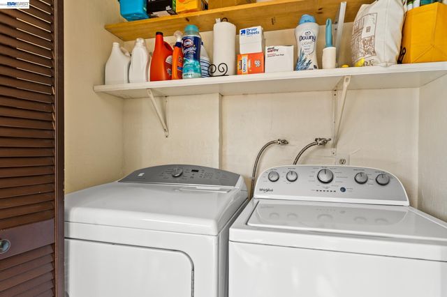 2456 Oliver Dr, Hayward, CA 94545