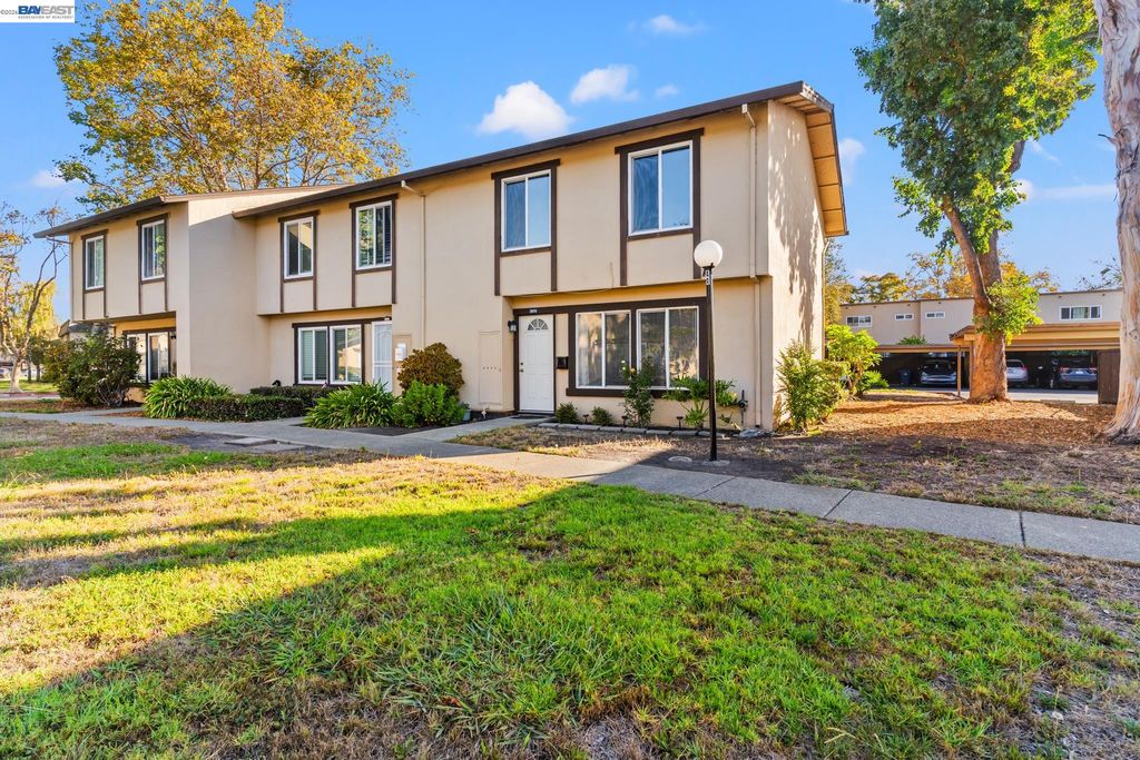 2456 Oliver Dr, Hayward, CA 94545