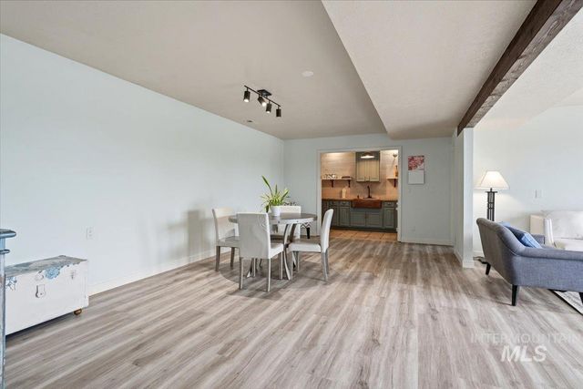 8520 Elkhorn Ln, Nampa, ID 83686