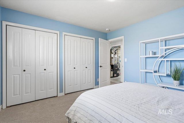8520 Elkhorn Ln, Nampa, ID 83686