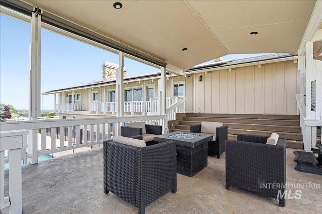 8520 Elkhorn Ln, Nampa, ID 83686