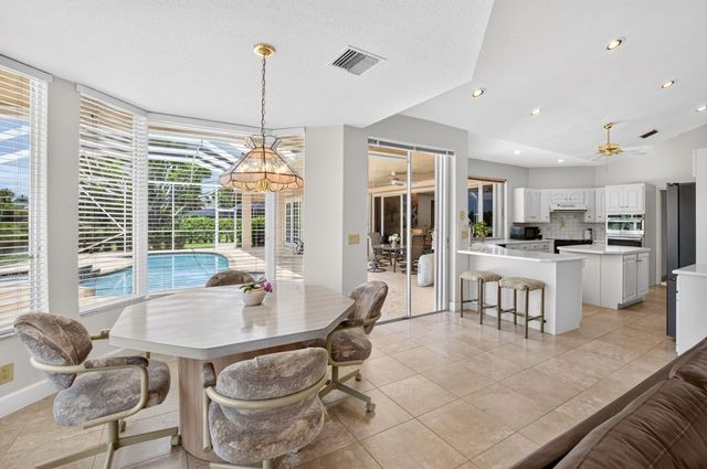 10192 Shireoaks Lane, Boca Raton, FL 33498