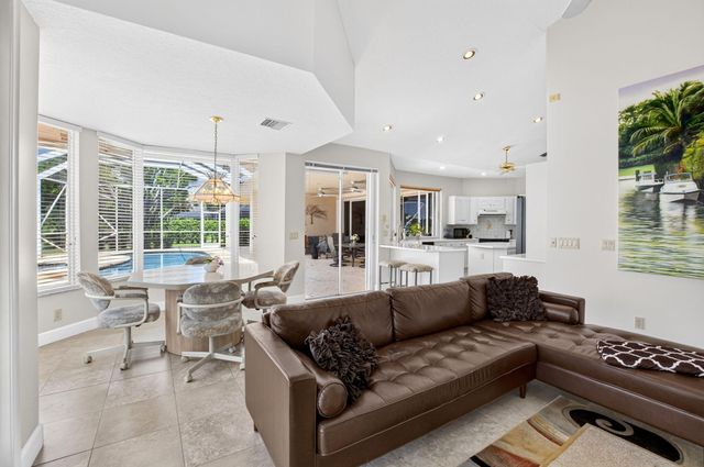 10192 Shireoaks Lane, Boca Raton, FL 33498