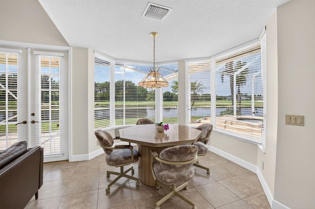 10192 Shireoaks Lane, Boca Raton, FL 33498