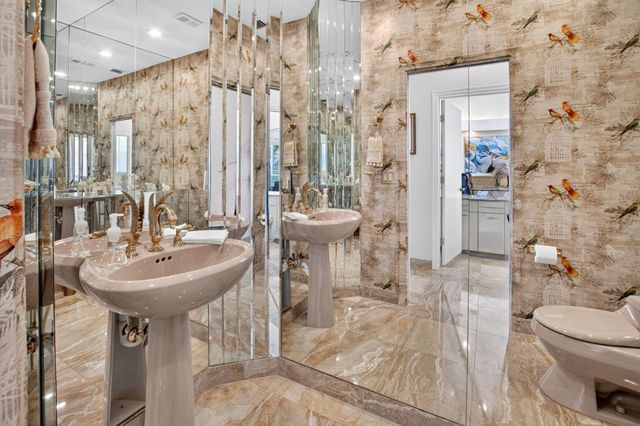 10192 Shireoaks Lane, Boca Raton, FL 33498
