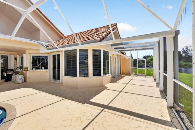 10192 Shireoaks Lane, Boca Raton, FL 33498