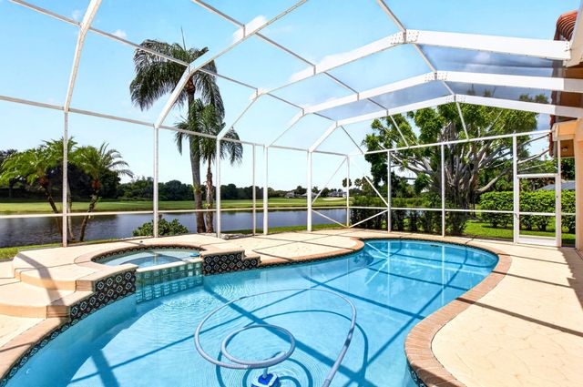 10192 Shireoaks Lane, Boca Raton, FL 33498