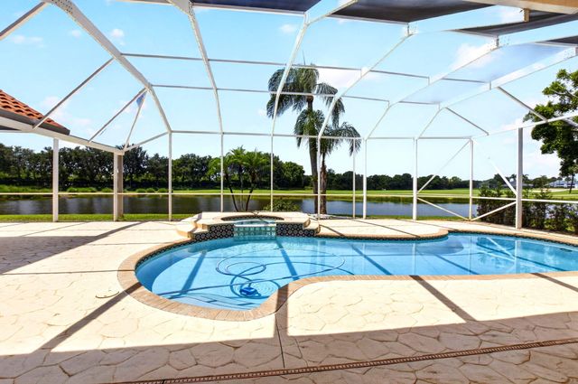 10192 Shireoaks Lane, Boca Raton, FL 33498