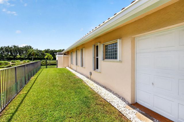 10192 Shireoaks Lane, Boca Raton, FL 33498