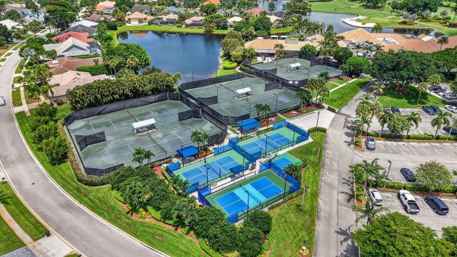 10192 Shireoaks Lane, Boca Raton, FL 33498