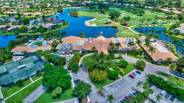 10192 Shireoaks Lane, Boca Raton, FL 33498