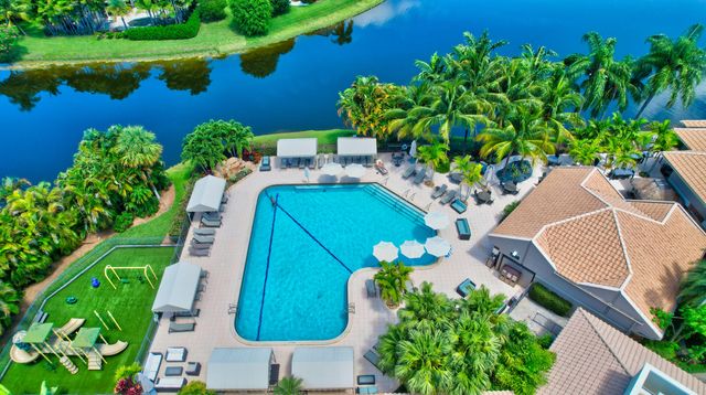 10192 Shireoaks Lane, Boca Raton, FL 33498