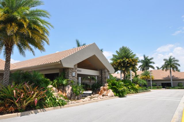 10192 Shireoaks Lane, Boca Raton, FL 33498