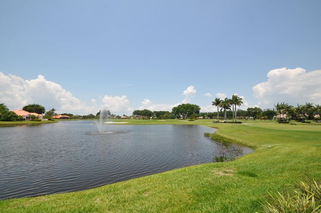 10192 Shireoaks Lane, Boca Raton, FL 33498