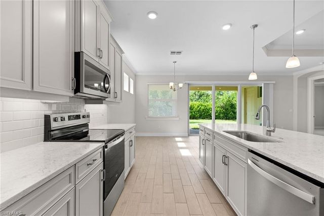 428 Polihale WAY, Naples, FL 34114