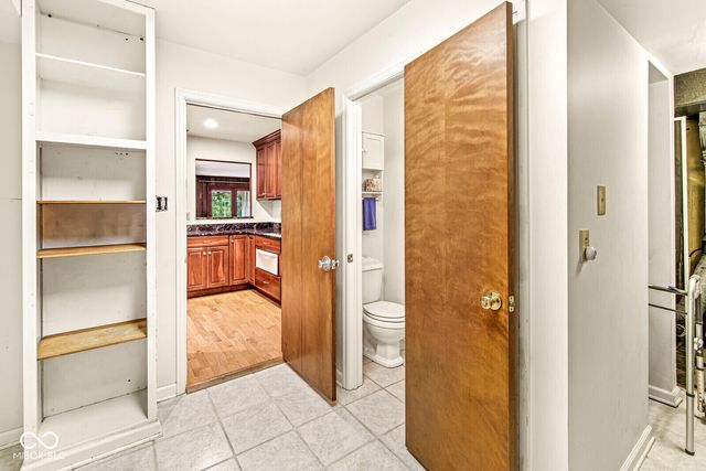 69 Highland Manor Court S, Indianapolis, IN 46228
