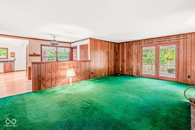 69 Highland Manor Court S, Indianapolis, IN 46228