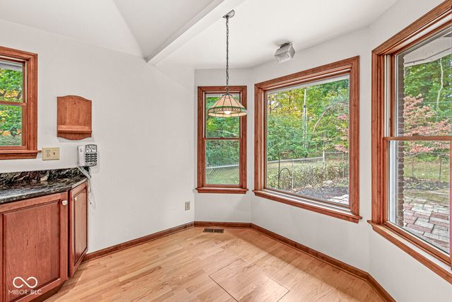 69 Highland Manor Court S, Indianapolis, IN 46228