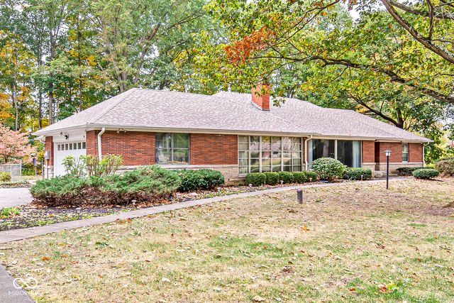 69 Highland Manor Court S, Indianapolis, IN 46228