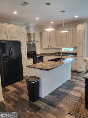 1902 35th Avenue SW, Lanett, AL 36863