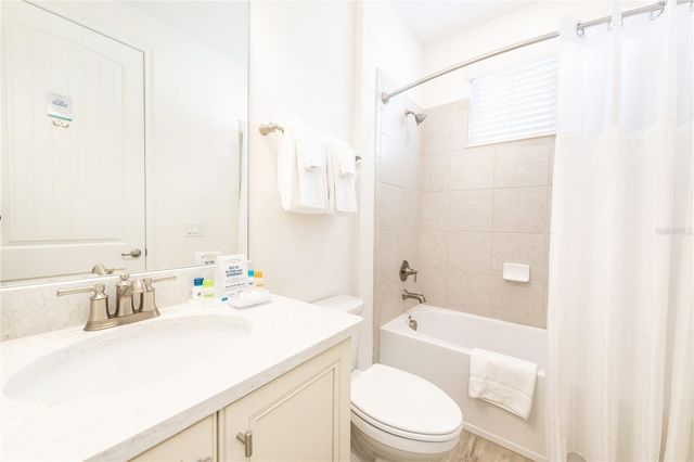 8075 KNEE DEEP ROAD, Kissimmee, FL 34747