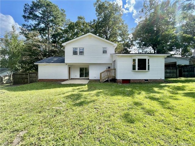 5651 Dodge Drive, Fayetteville, NC 28303