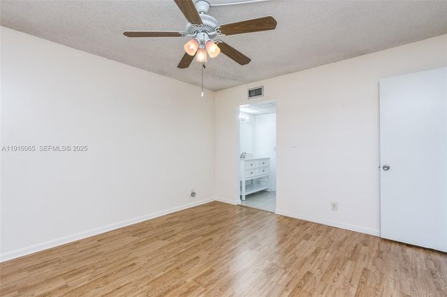 7887 Golf Cir Dr 106, Margate, FL 33063