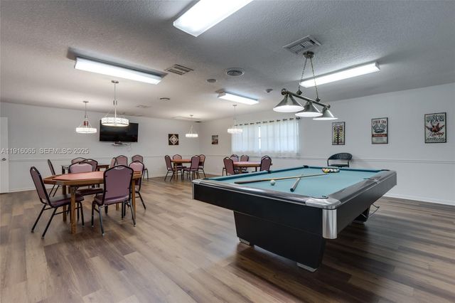 7887 Golf Cir Dr 106, Margate, FL 33063