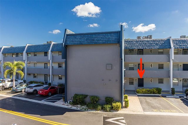 7887 Golf Cir Dr 106, Margate, FL 33063