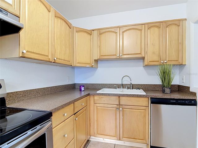 1025 S CENTRAL AVENUE, Lakeland, FL 33815