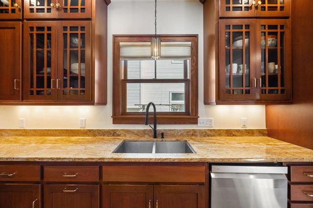 3505 Park Avenue, Minneapolis, MN 55407