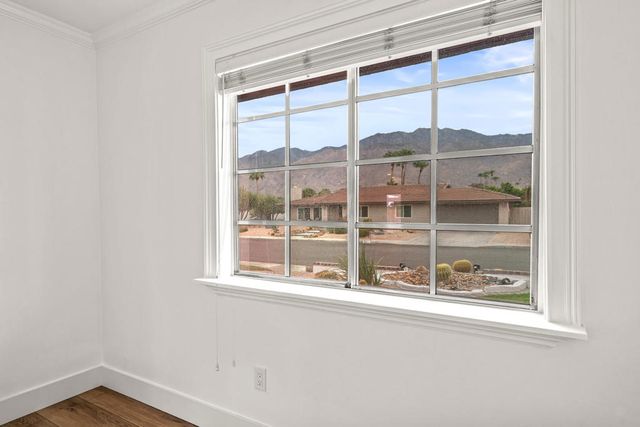 912 N Cam Condor, Palm Springs, CA 92262