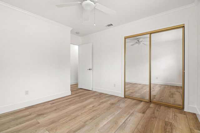 912 N Cam Condor, Palm Springs, CA 92262