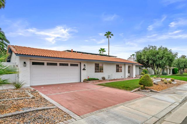 912 N Cam Condor, Palm Springs, CA 92262
