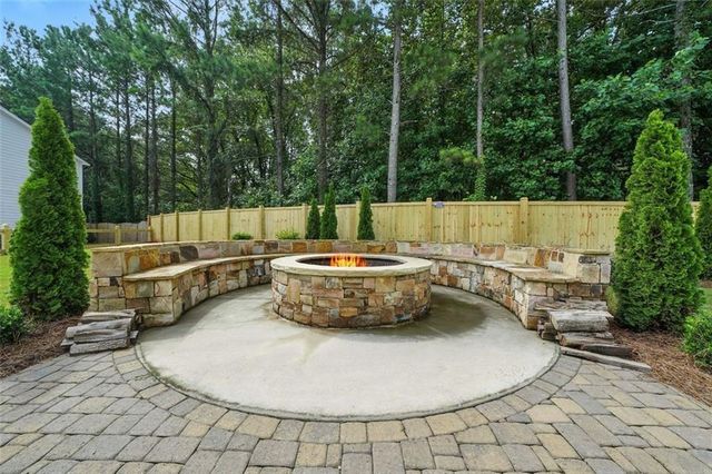 611 Stickley Oak Way, Woodstock, GA 30189