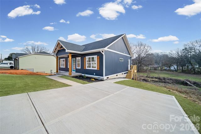 412 S Hill Street, Gastonia, NC 28052