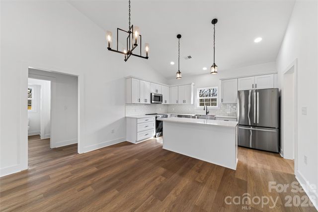 412 S Hill Street, Gastonia, NC 28052