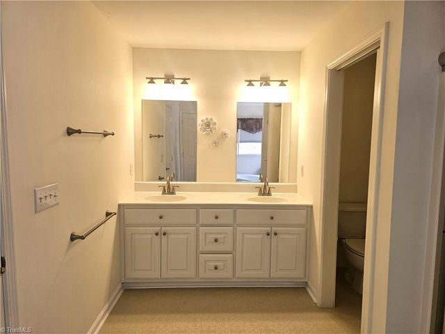 652 Country Lane, Pelham, NC 27311