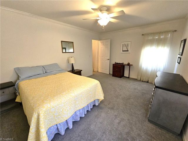 652 Country Lane, Pelham, NC 27311