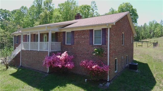652 Country Lane, Pelham, NC 27311