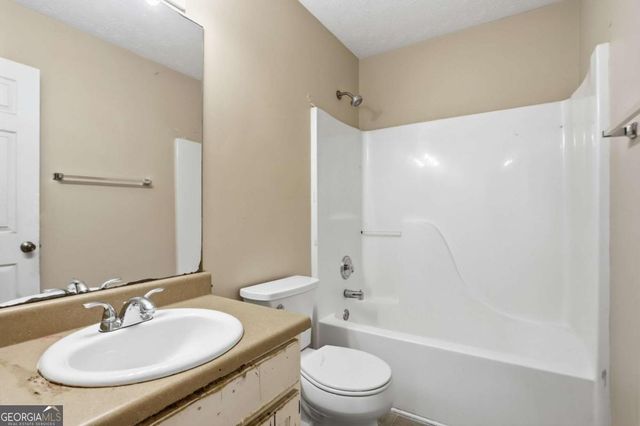 128 Valley Road, Stockbridge, GA 30281