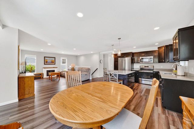 1264 Crane Meadow Way, Sun Prairie, WI 53590