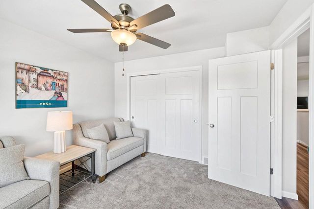 1264 Crane Meadow Way, Sun Prairie, WI 53590