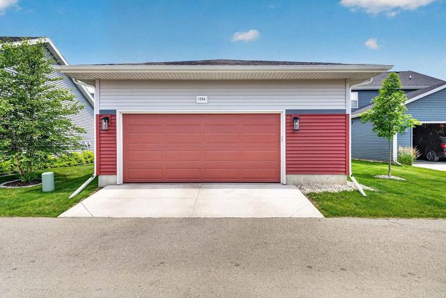 1264 Crane Meadow Way, Sun Prairie, WI 53590
