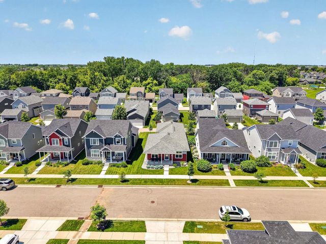 1264 Crane Meadow Way, Sun Prairie, WI 53590