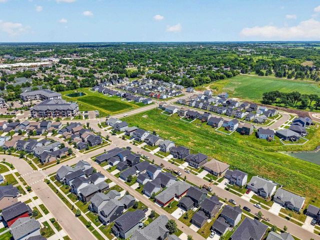 1264 Crane Meadow Way, Sun Prairie, WI 53590